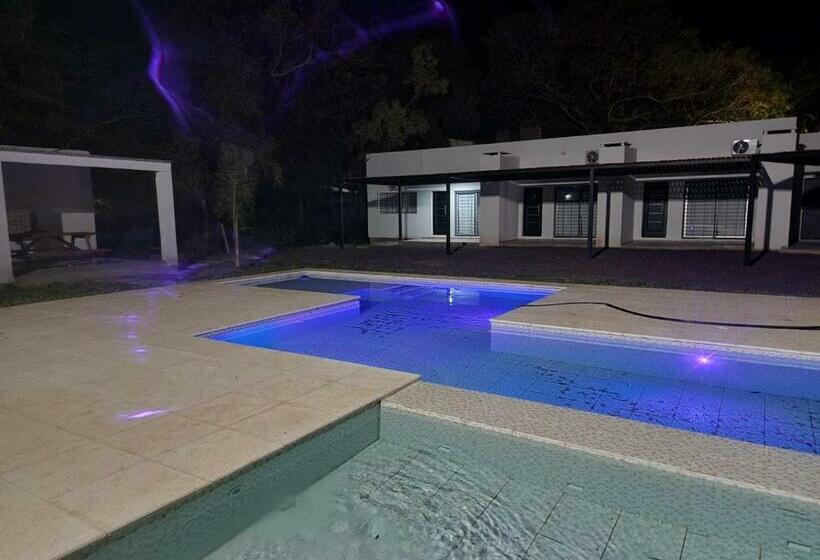 شقة غرفة واحدة, Bahia De Los Pescadores