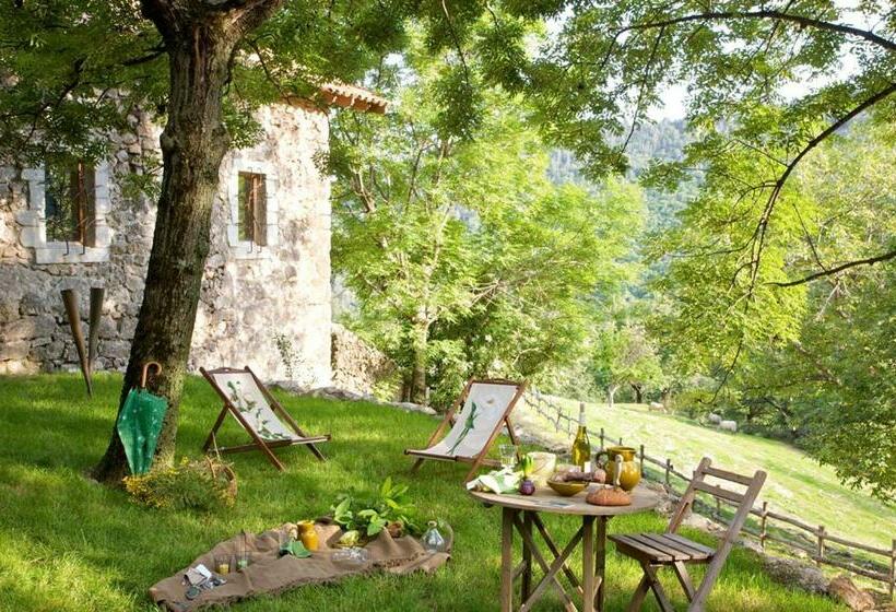 ガーデンビュースタンダードルーム, Mas Nouveau Chambres D Hôtes