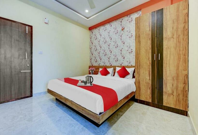 غرفة كلاسيكية ثلاثية, Flagship Mathrushree Bording And Lodging