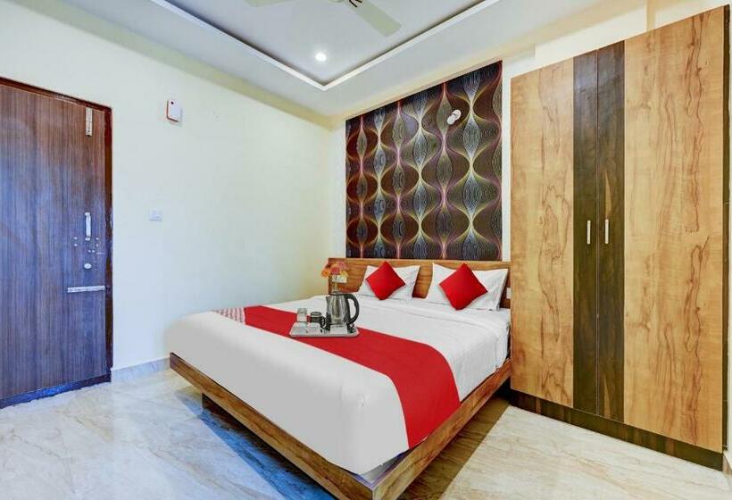 غرفة كلاسيكية ثلاثية, Flagship Mathrushree Bording And Lodging