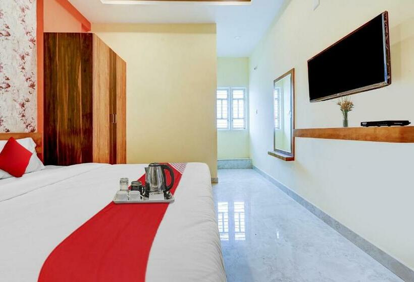 غرفة كلاسيكية ثلاثية, Flagship Mathrushree Bording And Lodging