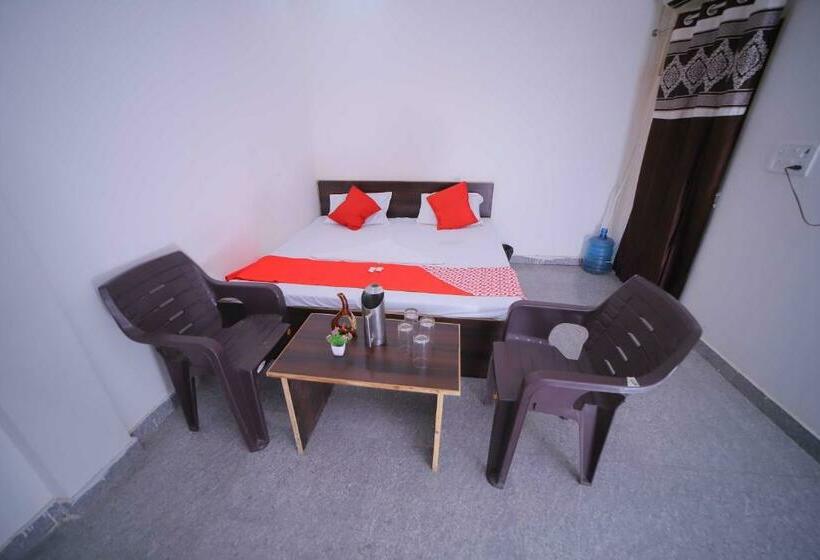 トリプルクラシックルーム, Oyo 91124 A S Palece