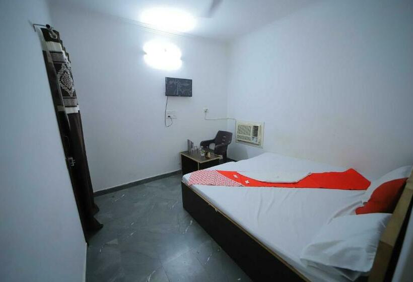 トリプルクラシックルーム, Oyo 91124 A S Palece