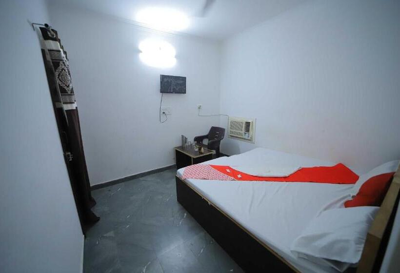 トリプルクラシックルーム, Oyo 91124 A S Palece