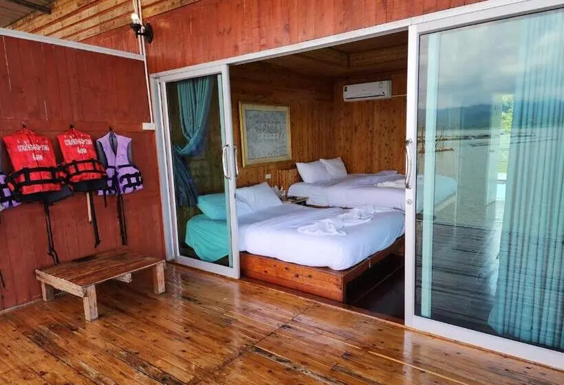 スタンダード４人部屋, บ้านไร่ วรรณ วาลย์ รีสอร์ท
