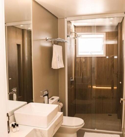 סוויטה עם ג'קוזי, Estação Termas