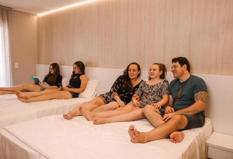 חדר סטנדרט לארבעה, Estação Termas