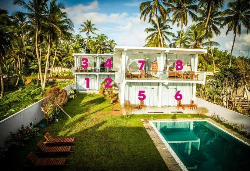 オーシャンビュースタンダードルームバルコニー付き, Infinity Of Sri Lanka