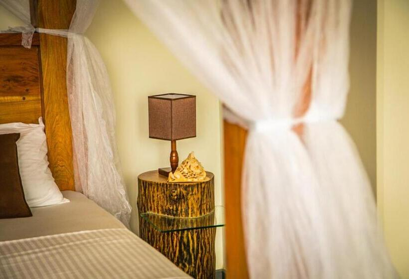 غرفة قياسية مطلّة علي البحر مزوَّدة بشُرفة, Infinity Of Sri Lanka