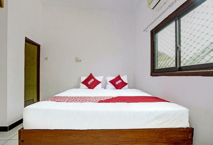 اتاق لوکس با تخت بزرگ, Oyo 91773 Ab Homestay