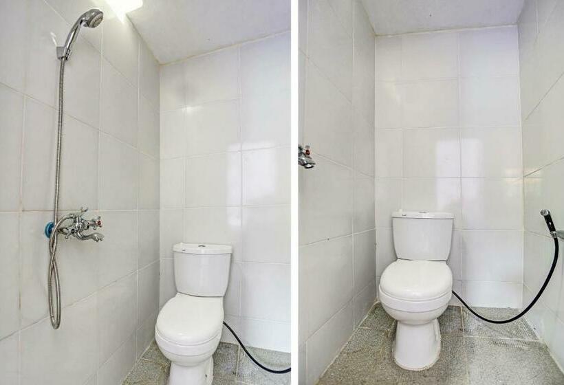 اتاق لوکس با تخت بزرگ, Oyo 91773 Ab Homestay