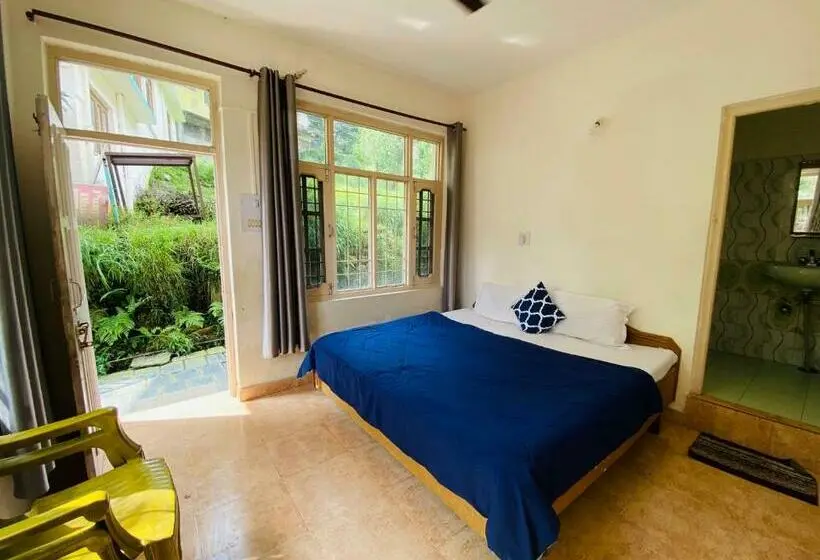 اتاق اکونومی, Rahgir Mcleodganj