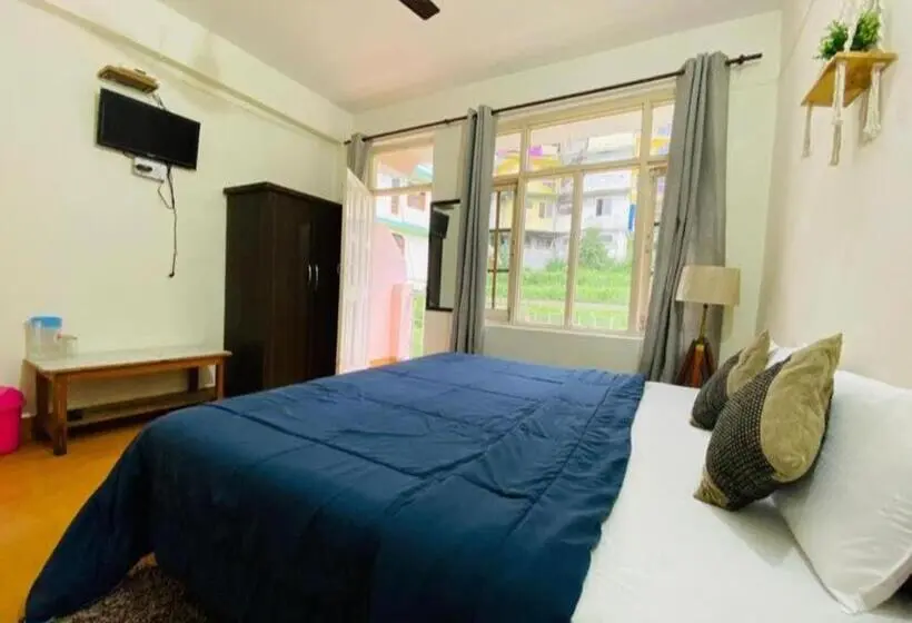 اتاق لوکس با بالکن, Rahgir Mcleodganj