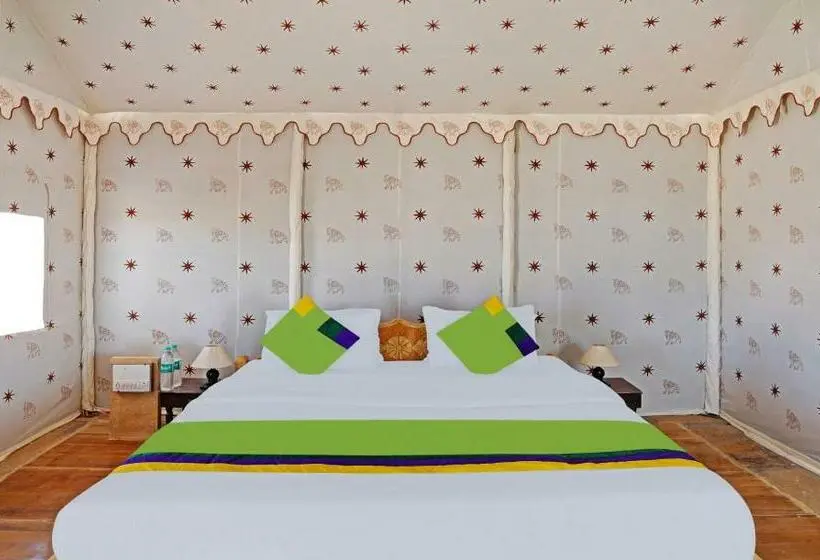 デラックスルーム, Treebo Desert Harmony Camp