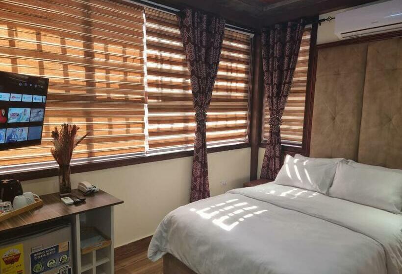 اتاق اکونومی یک تخته, Weycha Bayhouse