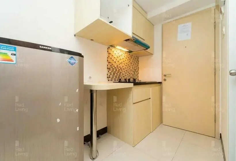スタンダードスタジオ, Redliving Apartemen 19 Avenue   Amanah Room