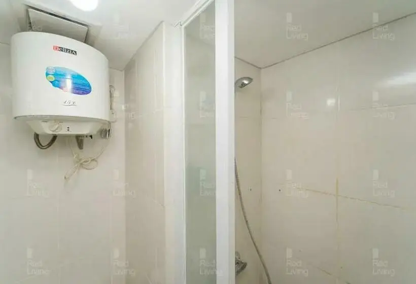 エコノミールーム, Redliving Apartemen 19 Avenue   Amanah Room