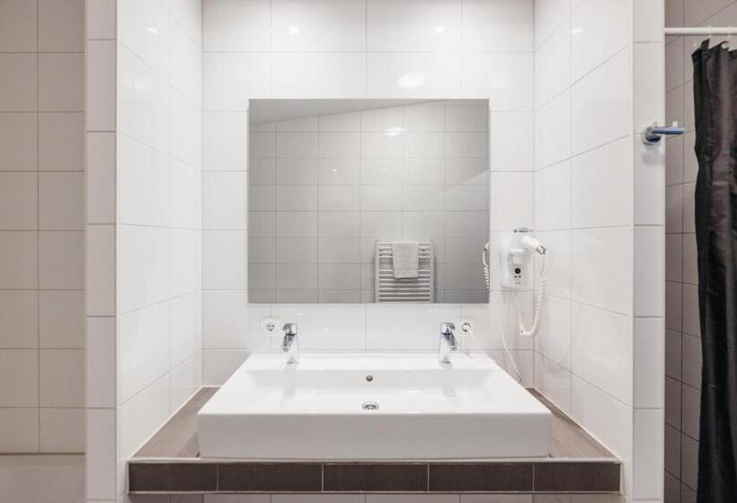 آپارتمان خانوادگی 2 خوابه, Yays Amsterdam Prince Island By Numa