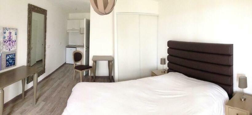 Студио Стандарт с Террасой, Adonis Aix En Provence