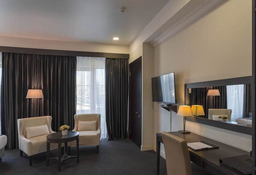 اتاق استاندارد, Ambassador