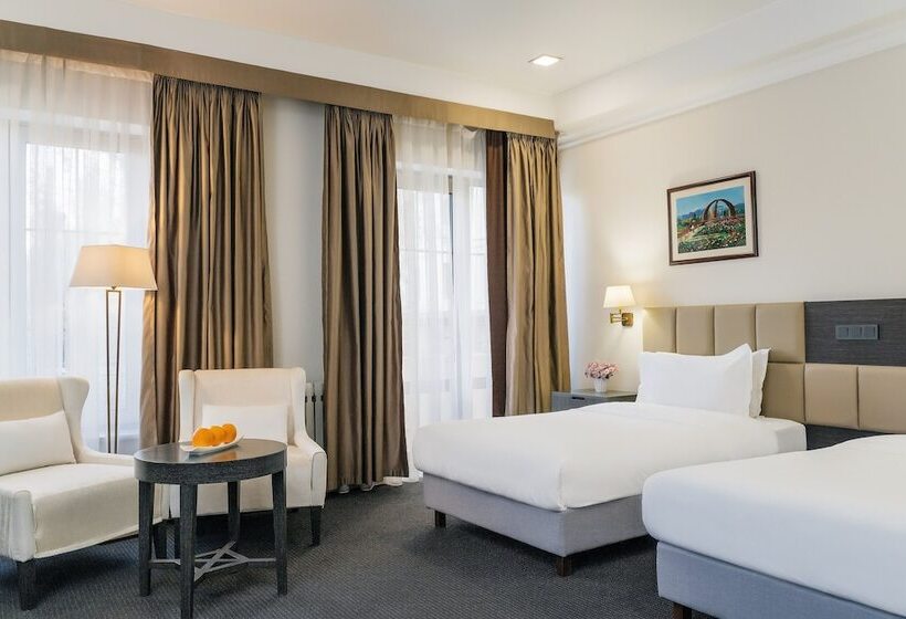 اتاق استاندارد, Ambassador