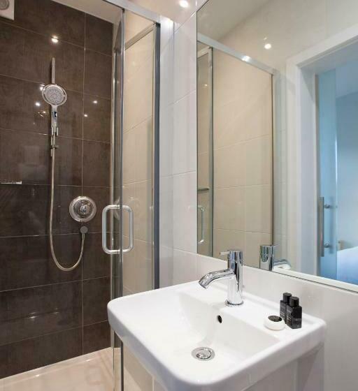 חדר סטנדרט יחיד, Asperion