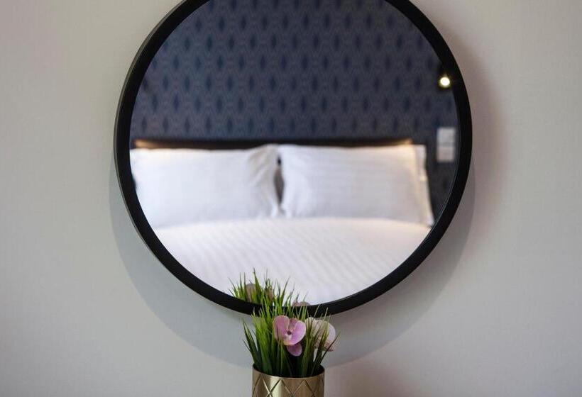 חדר דחוקס עם מיטת קינג, Asperion