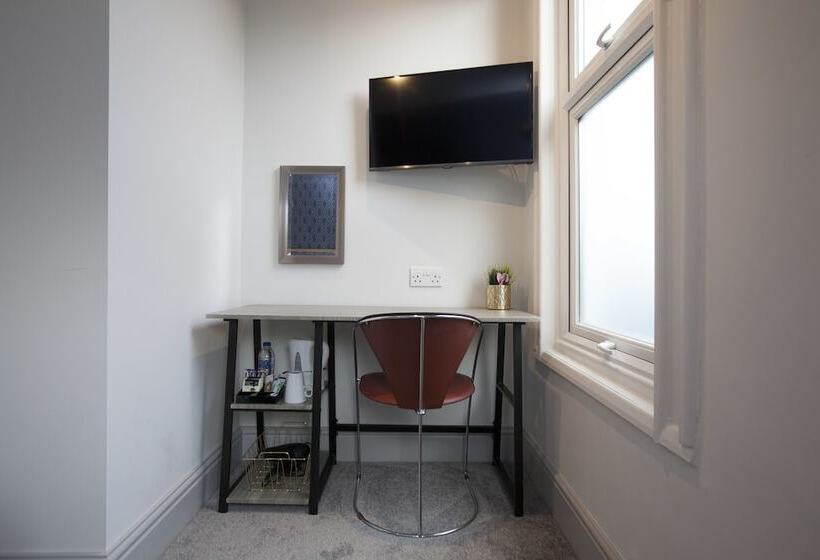 חדר סטנדרט, Asperion