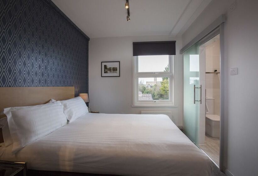 חדר סטנדרט, Asperion