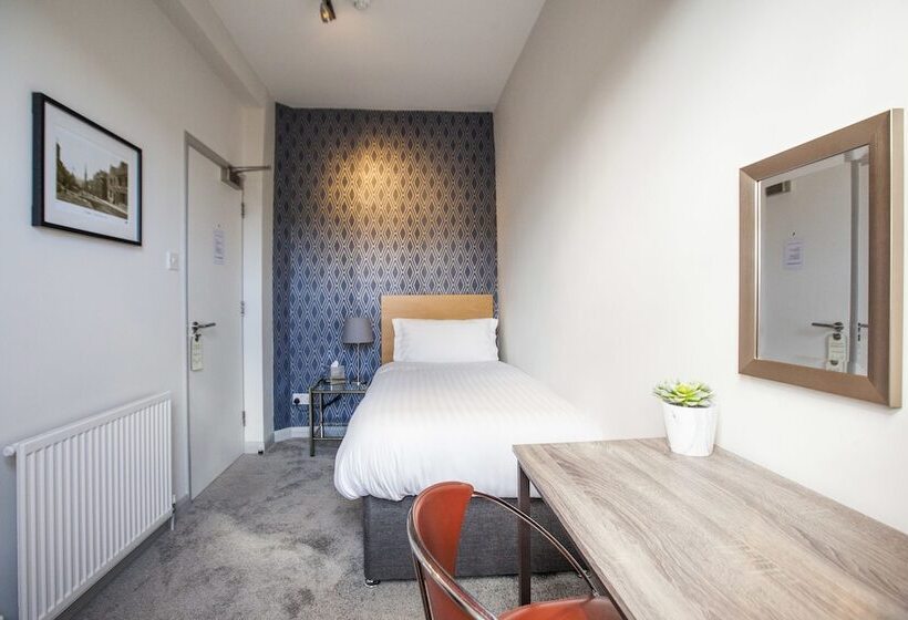 חדר סטנדרט יחיד, Asperion