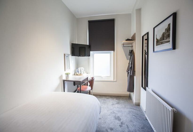 חדר סטנדרט יחיד, Asperion