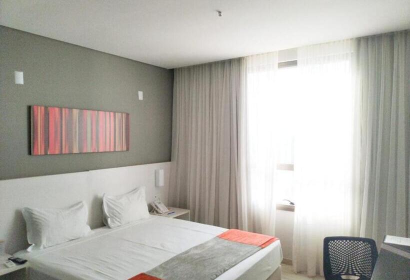 수피리어 룸, Comfort Hotel & Suítes Rondonópolis