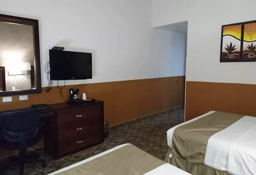اتاق استاندارد با 2 تخت دوبل, Comfort Inn Chihuahua
