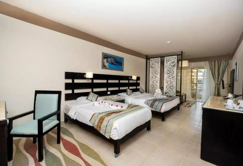 اتاق سوپریور با چشمانداز دریا, El Karma Beach Resort & Aqua Park - Hurghada