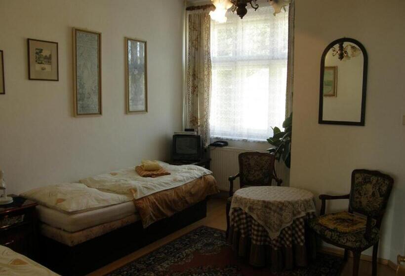 اتاق استاندارد, Garni