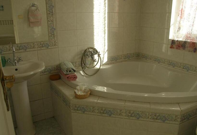 سوییت جونیور, Garni