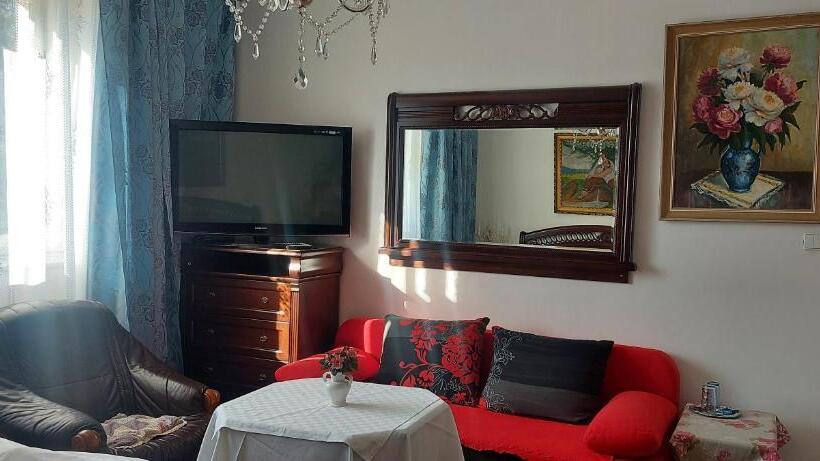 سوییت جونیور, Garni