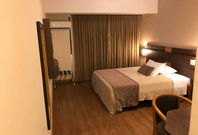 디럭스 룸, Gran Continental Hotel Taubaté