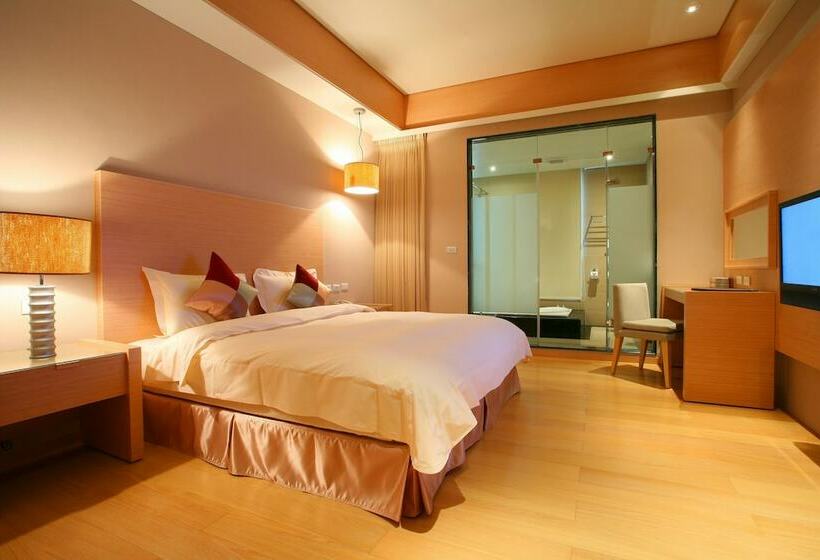 غرفة ديلوكس, Crownshine Resort