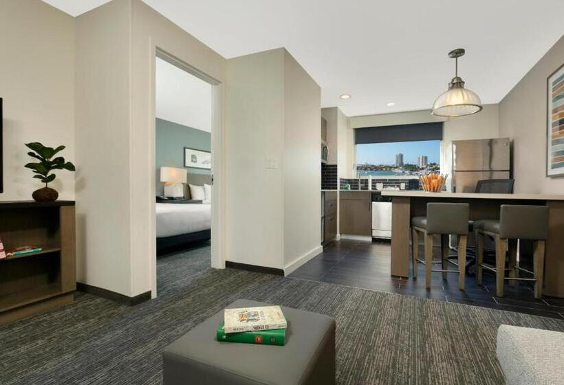 سوئیت با چشم‌انداز, Hyatt House San Juan