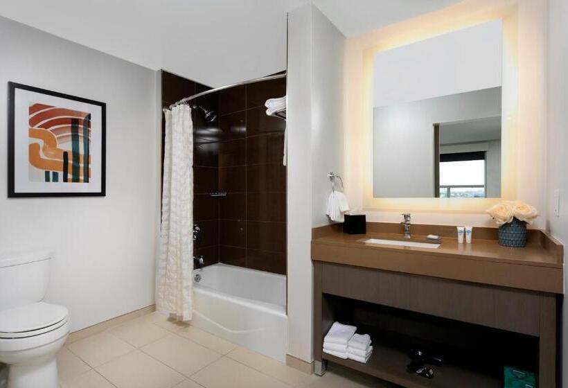 سوئیت با چشمانداز, Hyatt House San Juan