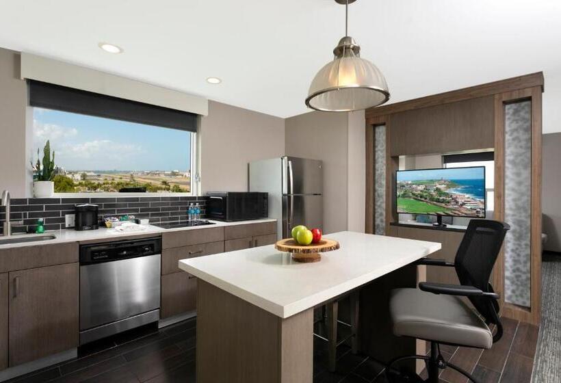 سوئیت با چشم‌انداز, Hyatt House San Juan