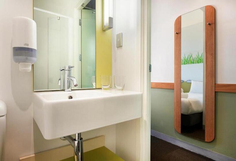 חדר סטנדרט עם מיטת קינג, Ibis Budget Auckland Airport