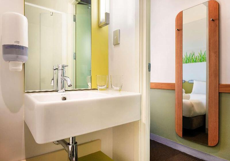 חדר סטנדרט עם מיטת קינג, Ibis Budget Auckland Airport