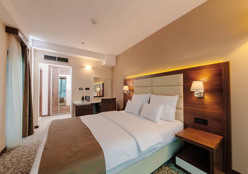 اتاق سوپریور سه تخته, New Star