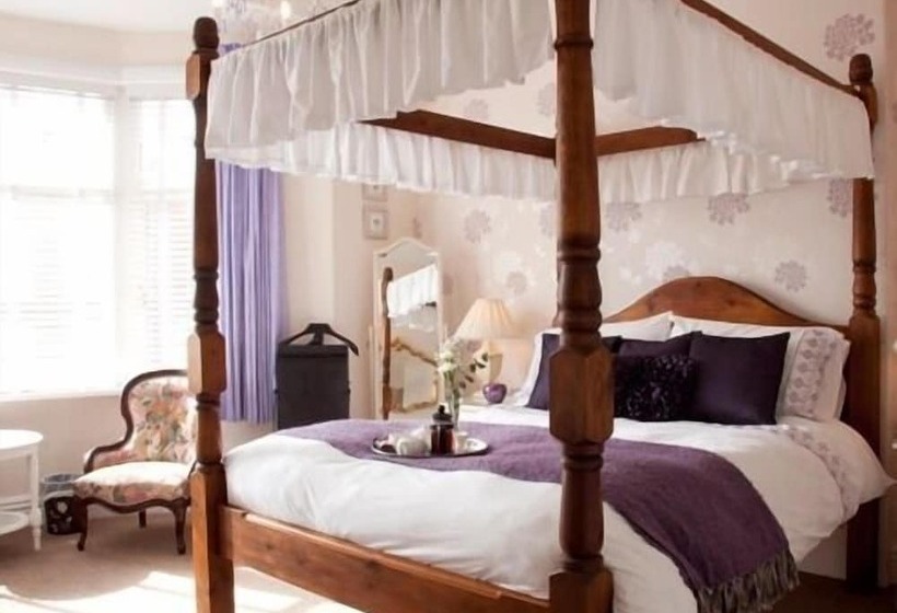 חדר דלוקס, North Crest