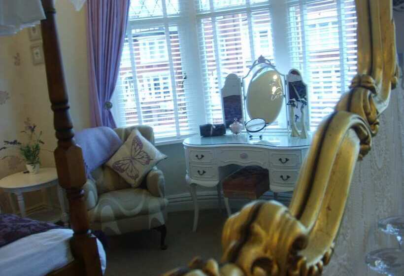 חדר דלוקס, North Crest