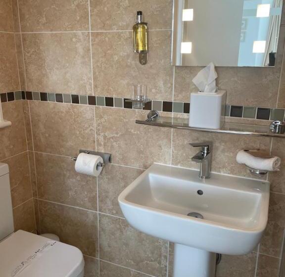 חדר דלוקס, North Crest