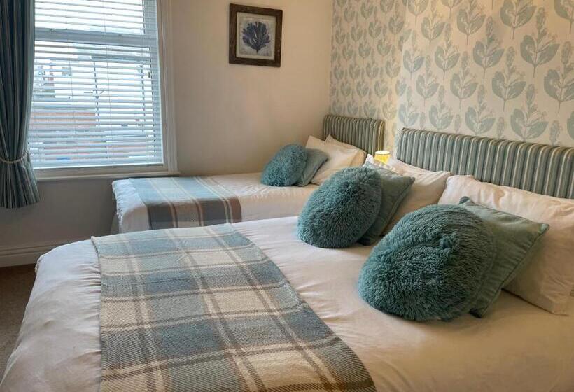 Quarto Familiar Superior, North Crest