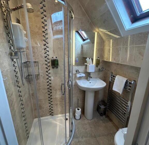 Quarto Premium, North Crest